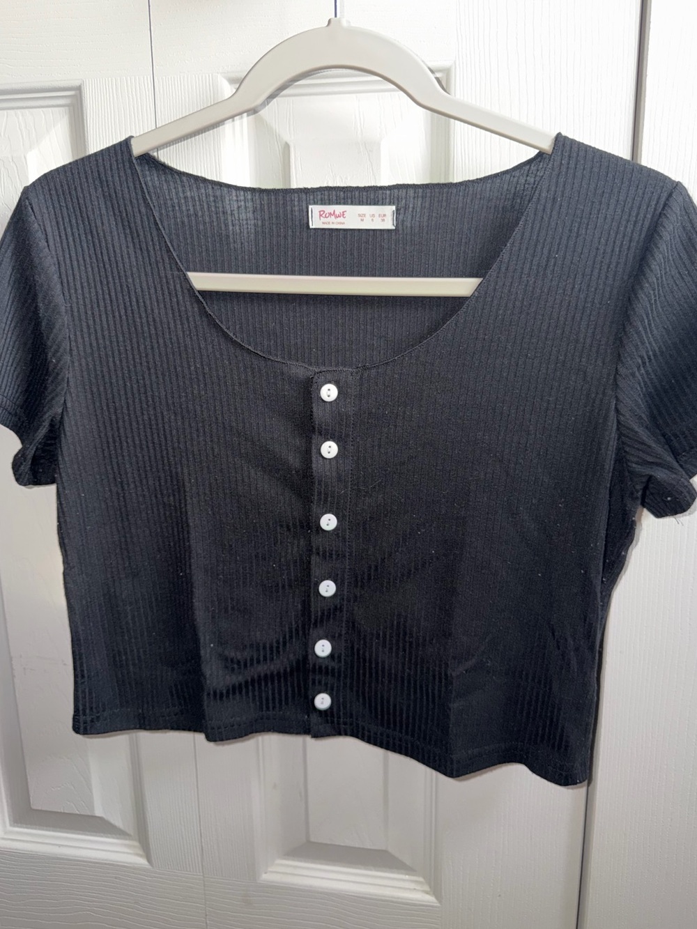 Ribbed Black Crop Top